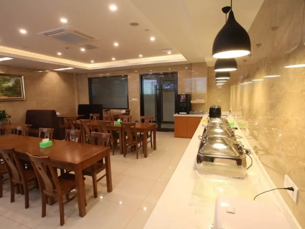 Цзаочжуан: Vatica ZaoZhuang TengZhou Railway Station Hotel