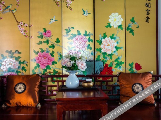 Цзясинь: Xitang Huajian Chunshe Inn