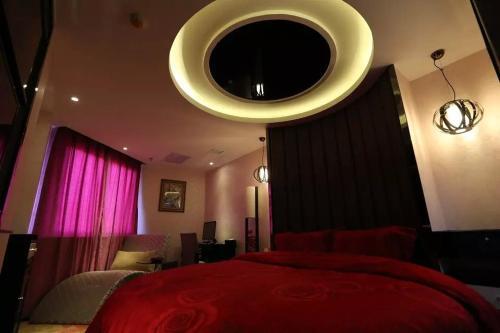 Xi'an Yong Qin Hotel — фото 1