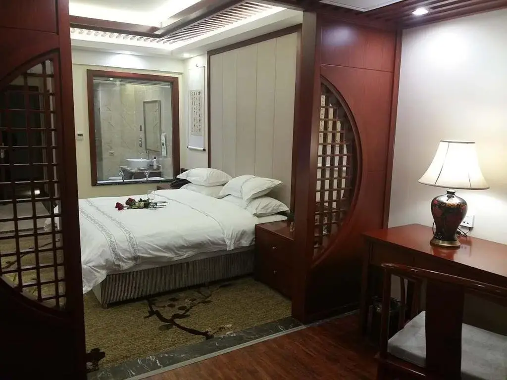 Чэнду: Mingshan Hotel