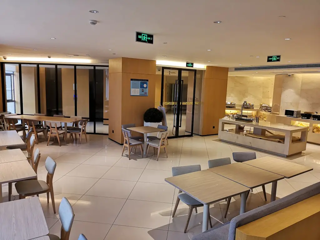 Шанхай: Ji Hotel (Shanghai Kangqiao, Xiuyan Road)