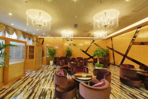 Чэнду: Eiffel Hotel