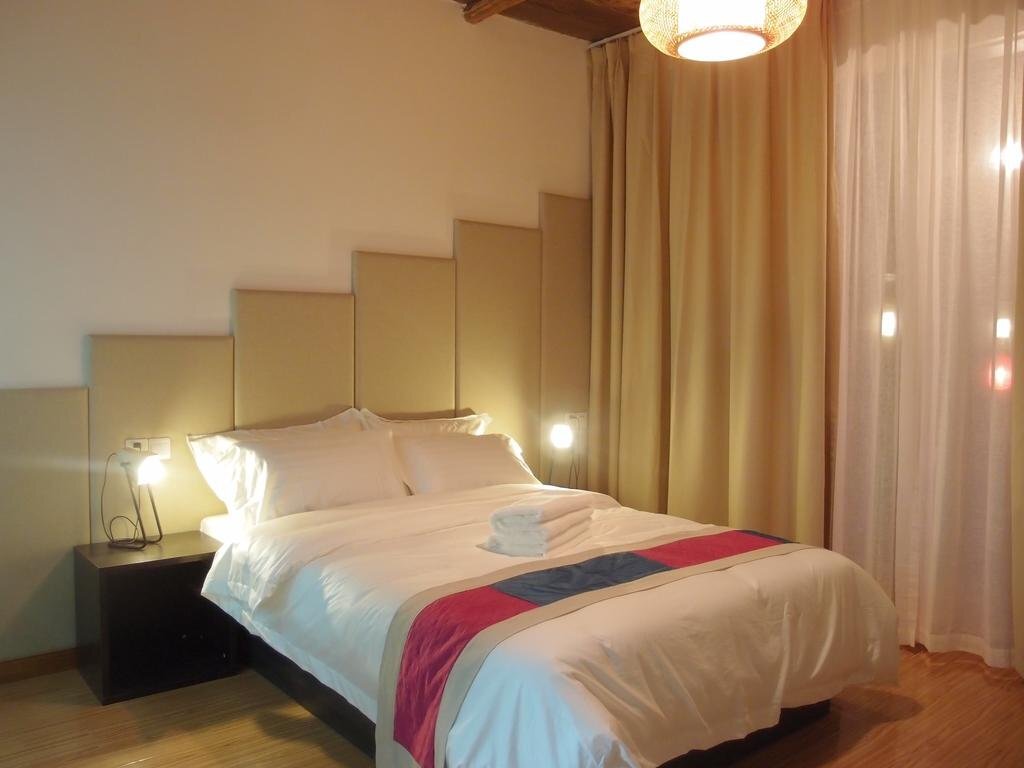 Лешан: The Micro Hostel Mt Emei