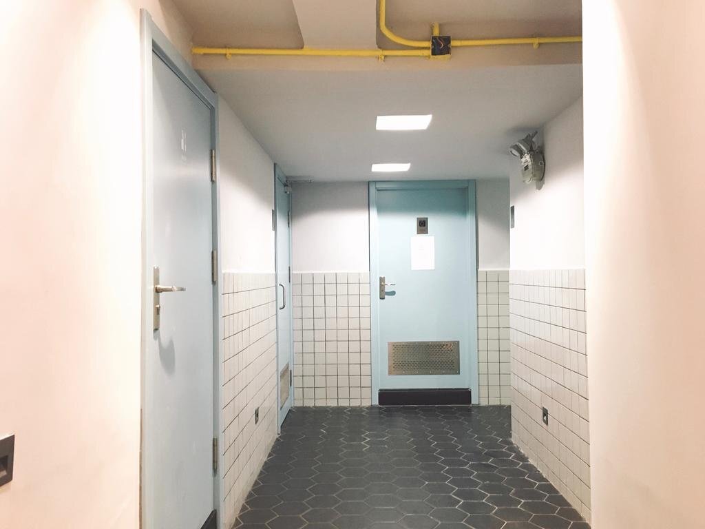 Далянь: Metro Hub Hostel