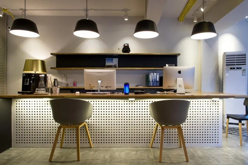 Далянь: Metro Hub Hostel