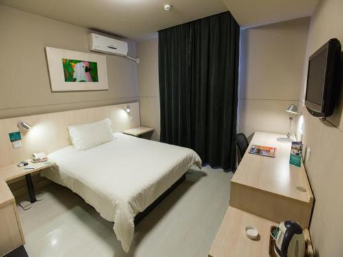 Шанхай: Jingjiang Inn Shanghai International Tourist Holiday Resort Pudong Huinan Subway Station