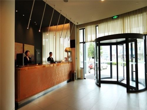Цзиньхуа: JinJiang Inn (Pujiang Jiangbin East Road)