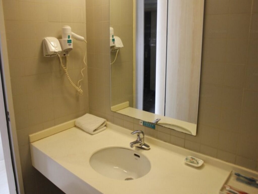 Сиань: Jinjiang Inn Xian Exhibition Center Zhangba East Road Branch