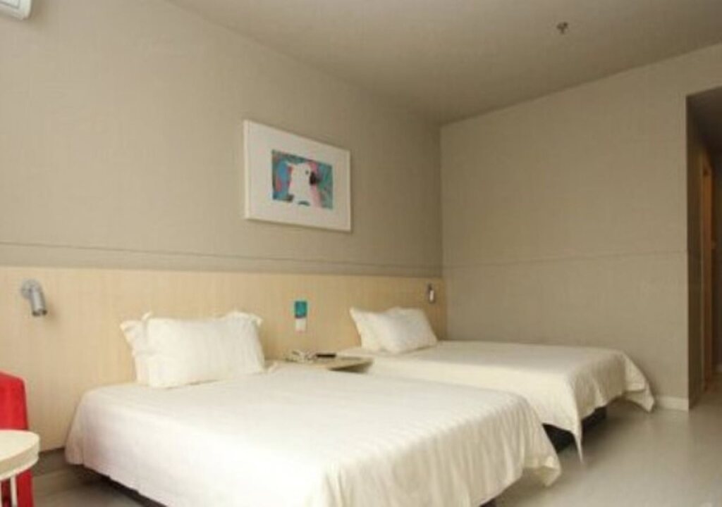 Ухань: Jinjiang Inn Wuhan Wujiashan Hi-tech Development Zone