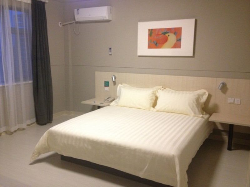 Шанхай: Jinjiang Inn Shanghai Songjiang Renmin North Road