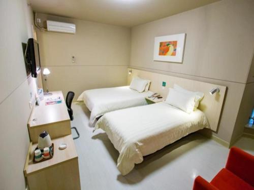 Ляньюньган: Jinjiang Inn Lianyungang Donghai Town Heping Middel Road
