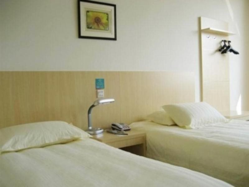 Тайчжоу: Jinjiang Inn Taizhou Xinghua Dainan Town