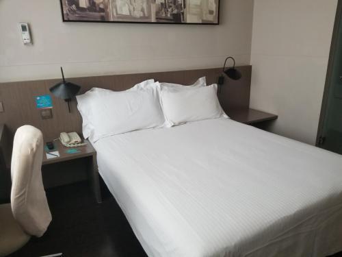 Пекин: Jinjiang Inn Select Beijing Dongzhimen Shiguanqu