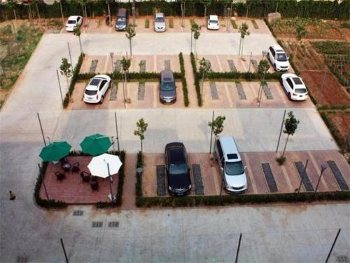 Хеби: Jinjiang Inn Hebi Xinghe Street Yulong Shopping Square