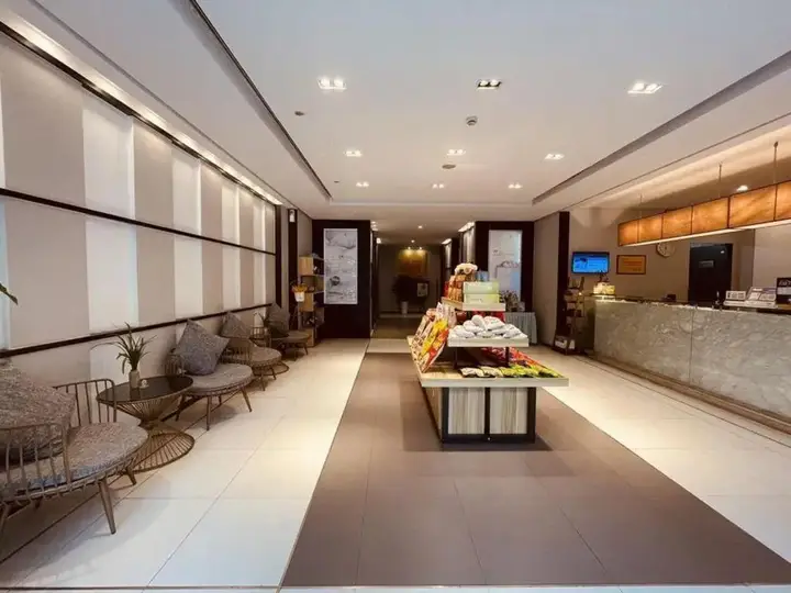 Чунцин: Jinjiang Inn Select Chongqing Railway Station Yangtze River View Branch