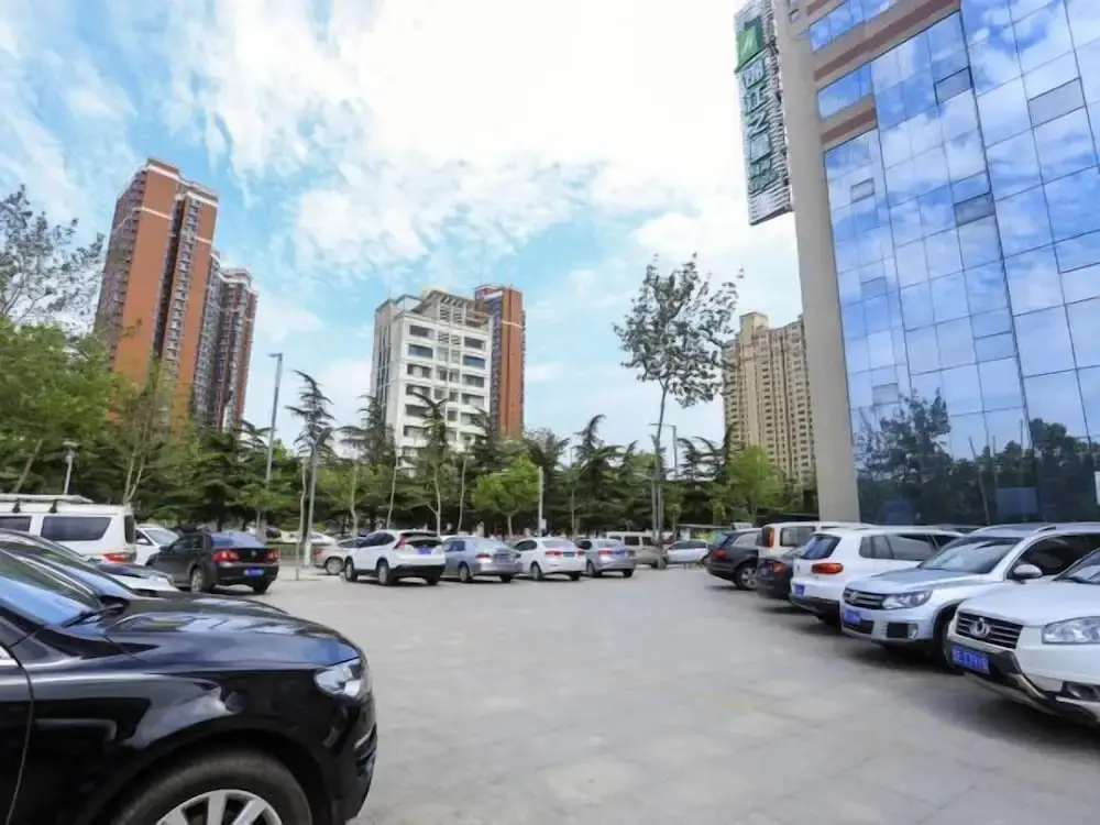Джинченг: Jinjiang Inn Style Jincheng Qixing Plaza