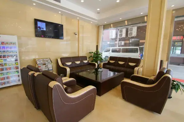 Шанхай: Jinjiang Inn Select Airport Town Chuannanfeng Road
