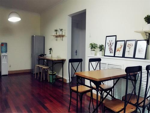 Пекин: Haoshe Female Guesthouse 798 Art District