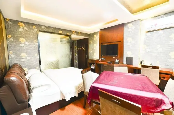 Иу: Yiwu Feinidi Inn