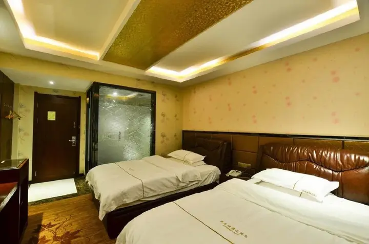 Иу: Yiwu Feinidi Inn