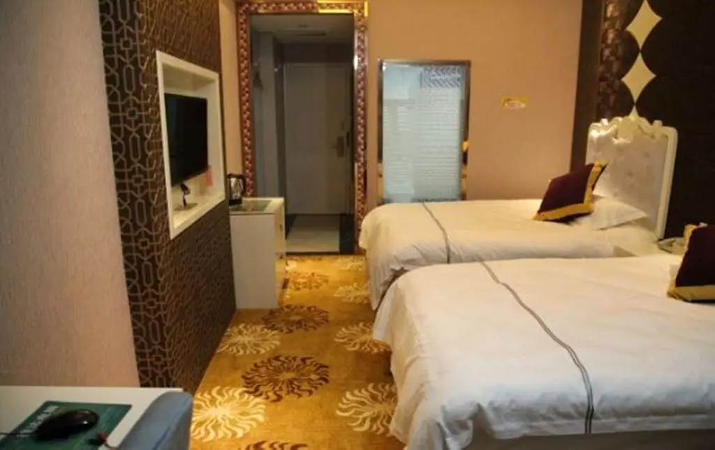 Иу: Yinjiang Inn