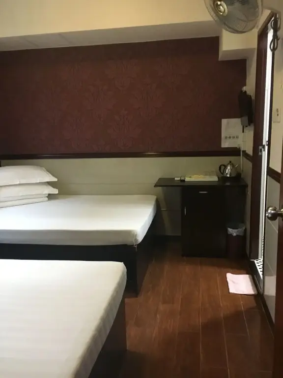 Гонконг: ZEN Rooms National Court