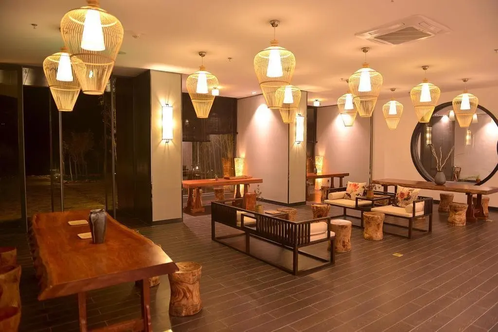 Яншо: Yangshuo Yuyuan Resort （Shili Gallery &Yulong River）