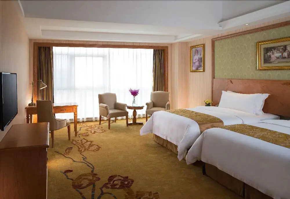 Гуанчжоу: Vienna Hotel Guangzhou Nanhu Park Branch