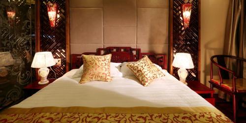 Цзясинь: Xitang Lan Ting Yi Yuan Theme Inn