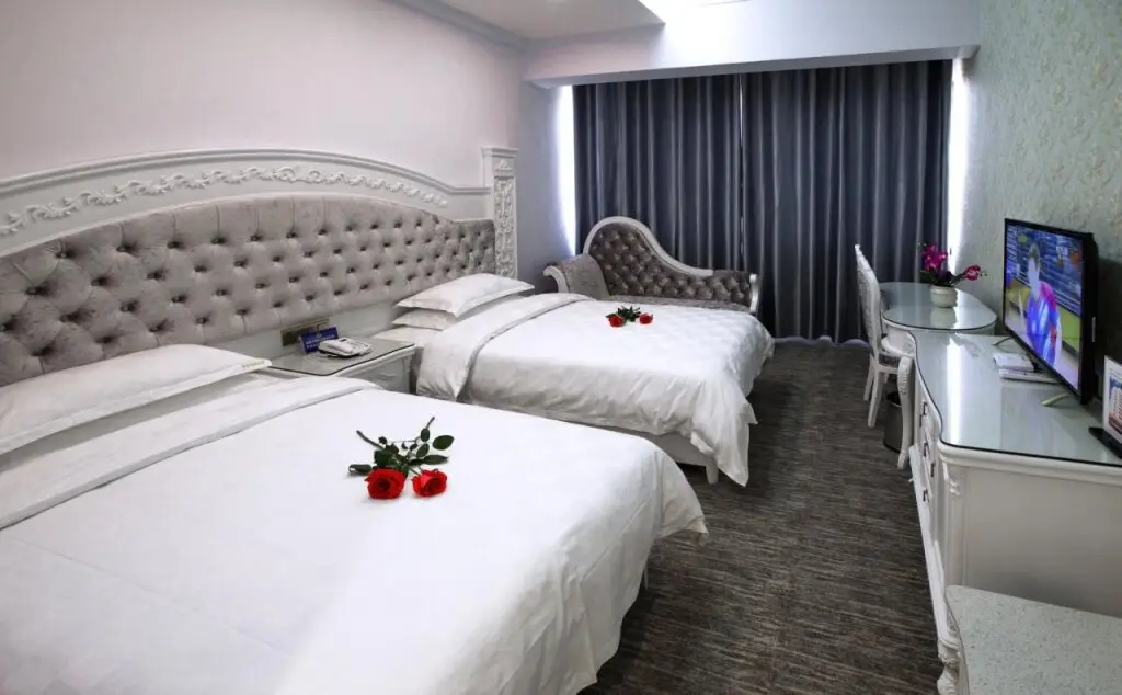 Гуйлинь: Civil Aviation Hotel