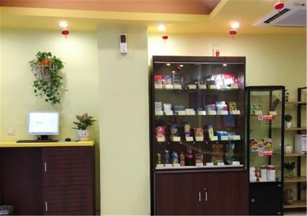 Чунцин: Home Inn Chongqing Wanzhou Gaosuntang Shixian Road Branch