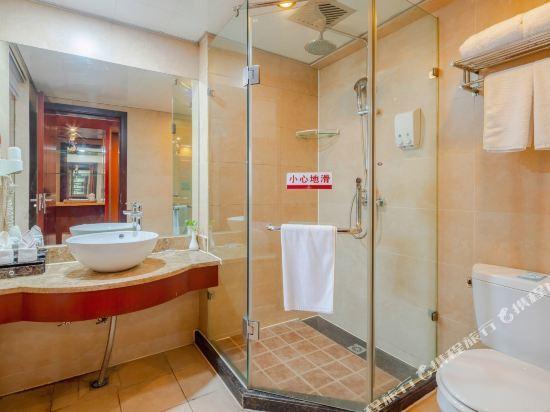 Лешан: Jinye Grand Hotel