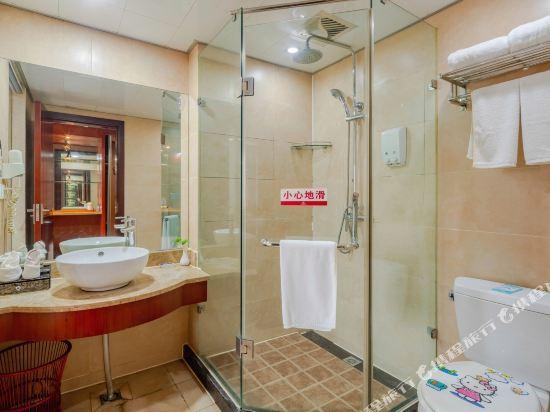 Лешан: Jinye Grand Hotel