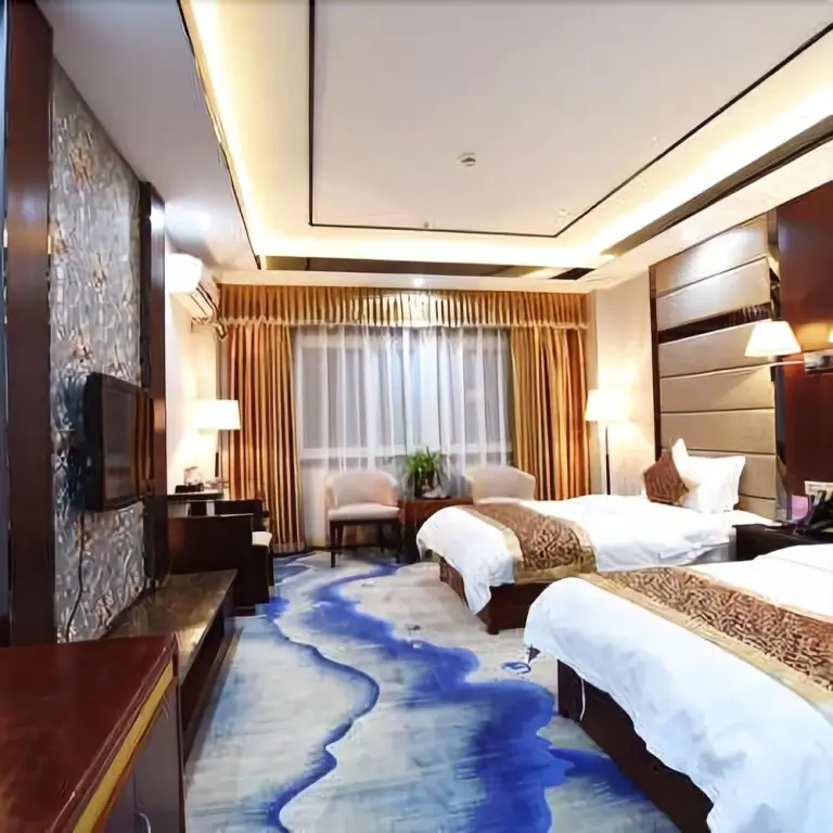 Линжи: Style Hotel