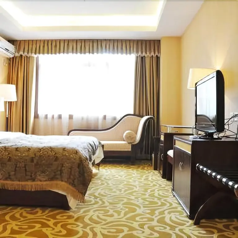 Линжи: Style Hotel