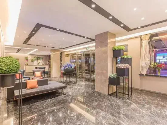 Далянь: Home Inn Selected (Dalian Central Hospital, Chunliu Metro Station, Airport)