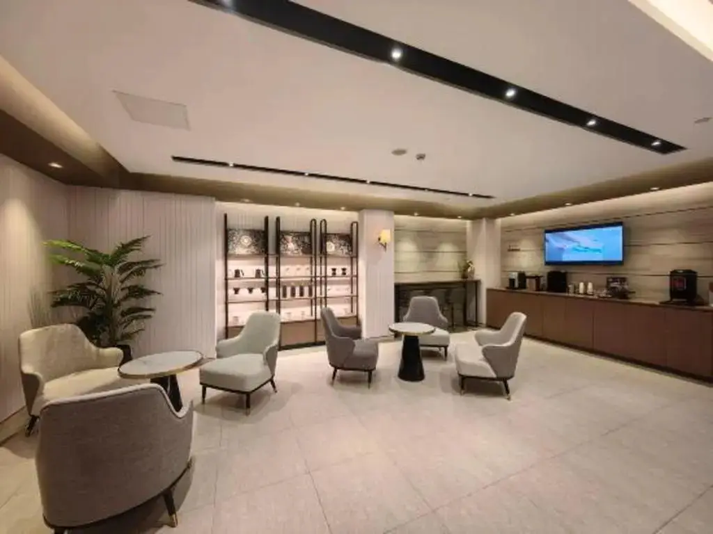 Шанхай: Home Inn Plus Shanghai Chifeng Road Metro Station