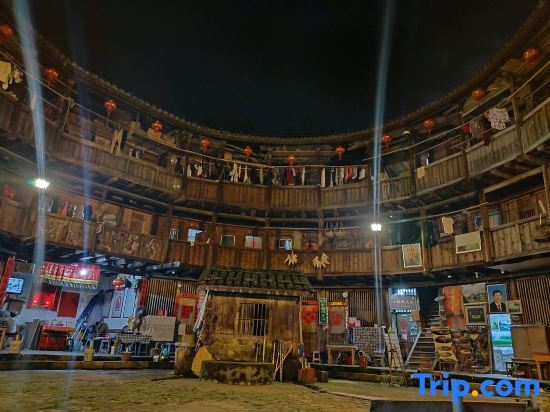 Жангжоу: Tulou Viewing Platform Inn