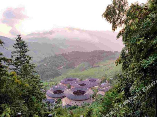 Жангжоу: Tulou Viewing Platform Inn