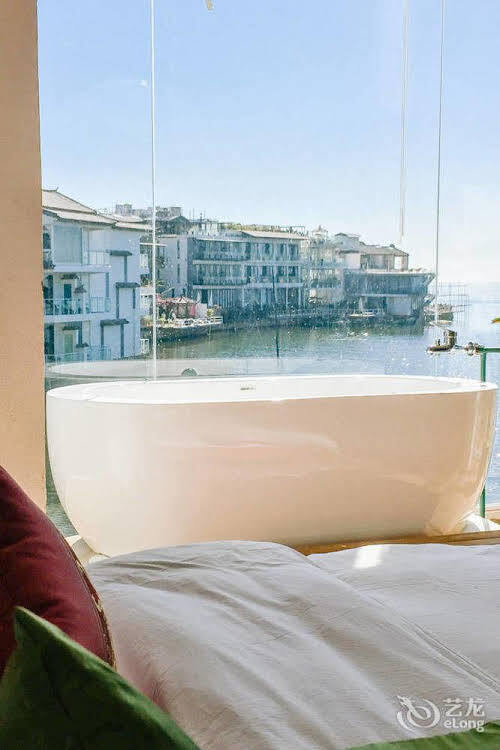 Дали: Yishiqingyuan Sea View Boutique Inn