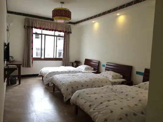 Чжанцзяцзе: Zhangjiajie Potato Inn Baofeng Branch