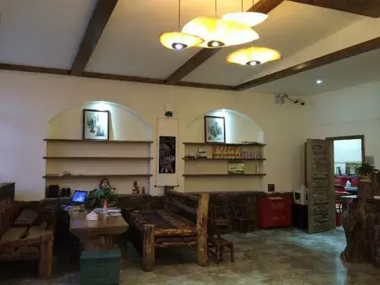 Чжанцзяцзе: Zhangjiajie Potato Inn Baofeng Branch