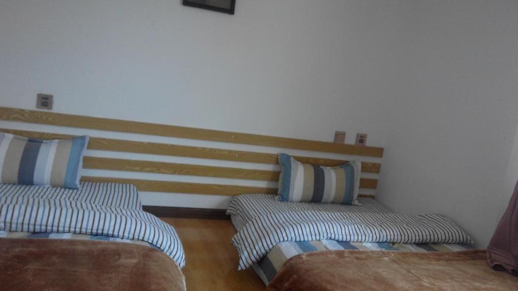 Дали: Mu Zi Li Hostel