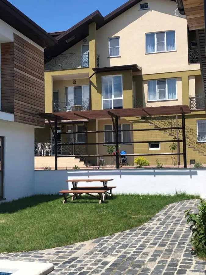 Кабардинка: EleOn House