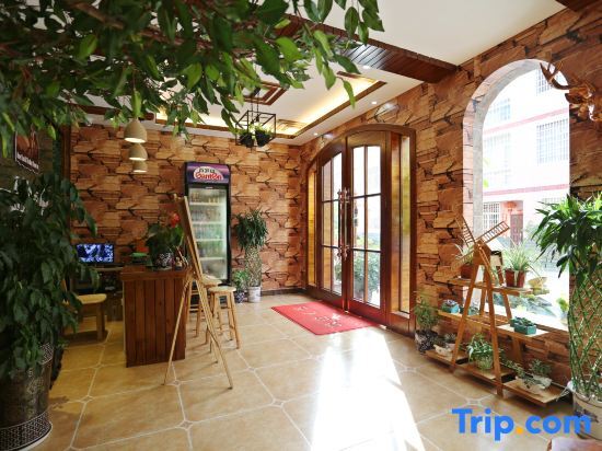 Чжанцзяцзе: Zhangjiajie Yiluyouni Hostel