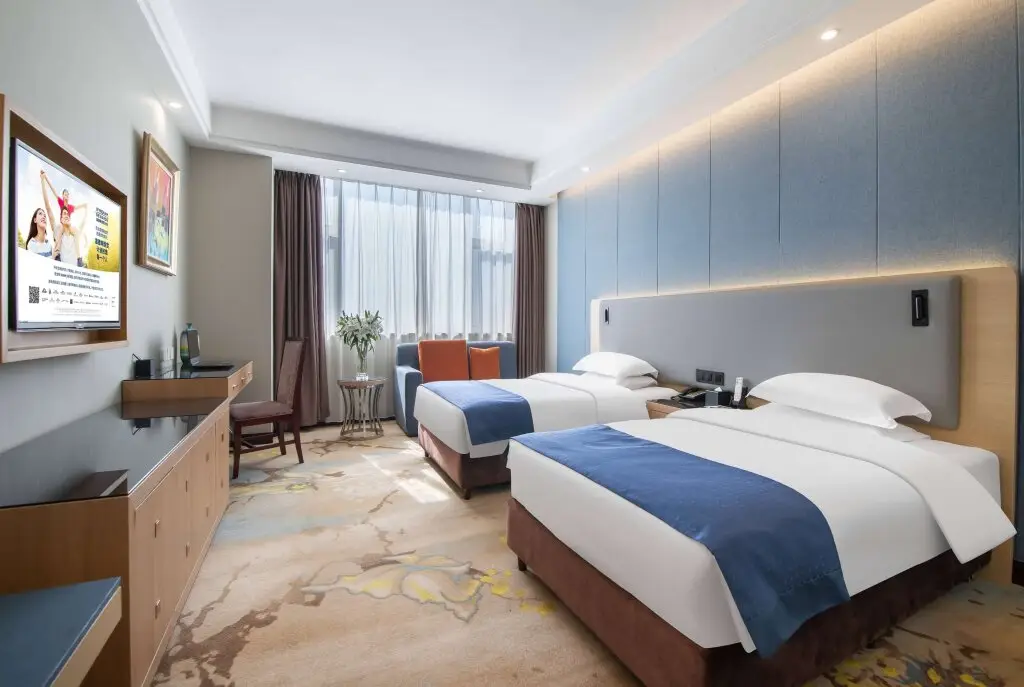 Линьи: Ramada Linyi North