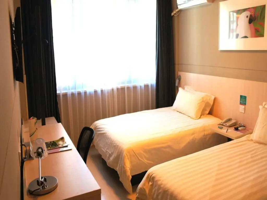 Наньчан: JinJiang Inn Nanchang Bayi Square Ximazhuang