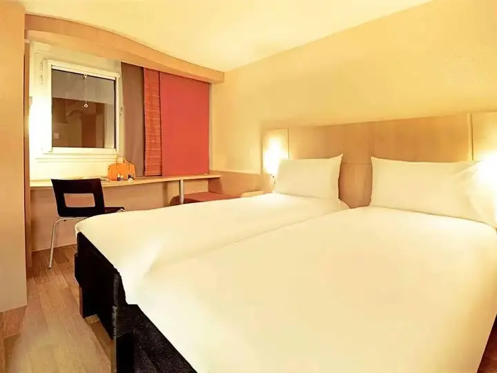 Чэнду: ibis Chengdu Wenjiang Center