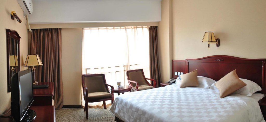 Чэнду: Orange Hotel (Chengdu Huanhuaxi)