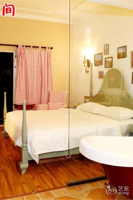 Чэнду: Xiangnanwan American Style Countryside Villa Hotel